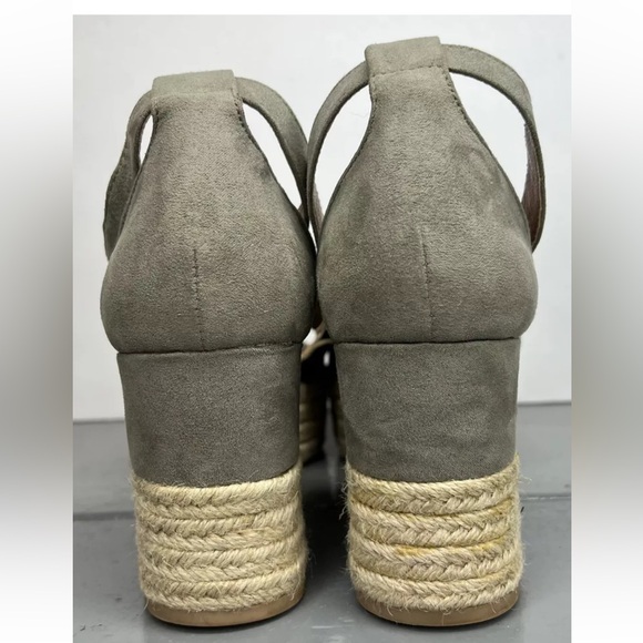 Steve Madden Size 8.5 Genuine Suede Apolo Espadrille Wedge Sandals Gray/Grn NWOT - Picture 5 of 8